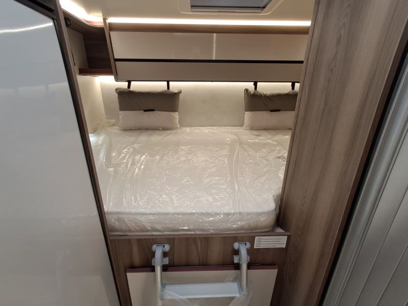 En venta Roller Team Roller Team Ford Kronos Fit 291 TL 165 cv Selekt Open Air Blanco 2025 Barcelona foto 14