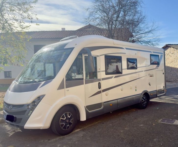 En venta Mobilvetta k-Yacht 85 Tekno Line Blanco 2020 Álava foto 4