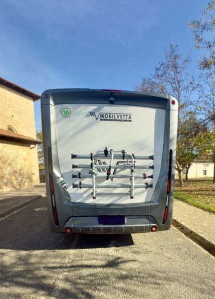 En venta Mobilvetta k-Yacht 85 Tekno Line Blanco 2020 Álava foto 5