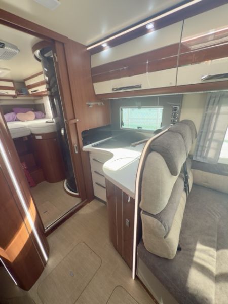 En venta Mobilvetta k-Yacht 85 Tekno Line Blanco 2020 Álava foto 11