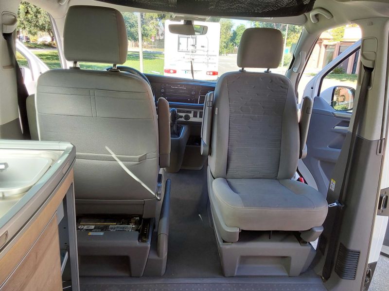 En venta Volkswagen California Ocean Blanco 2023 Málaga foto 11