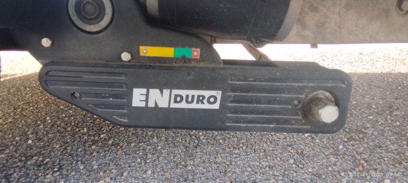 En venta Moncayo 370 sl Blanco 1995 Madrid foto 4