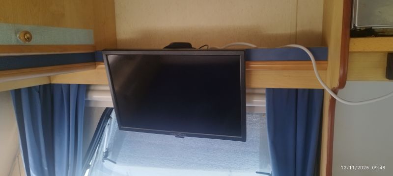 En venta Moncayo 370 sl Blanco 1995 Madrid foto 13