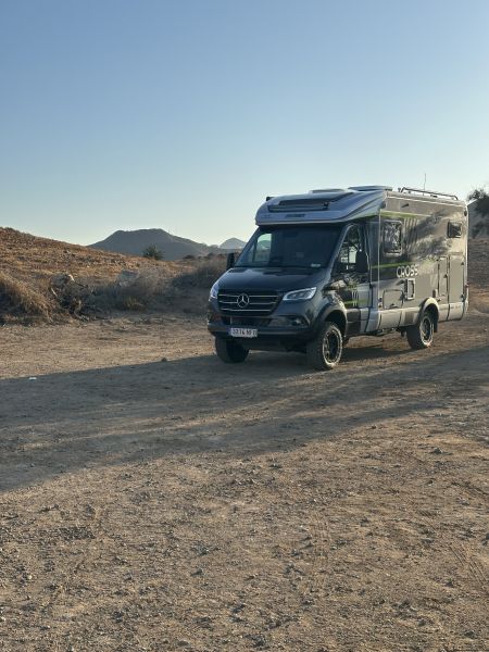 En venta Hymer / Eriba / Hymercar HYMER ML-T570 CROSSOVER Gris 2025 Málaga foto 17
