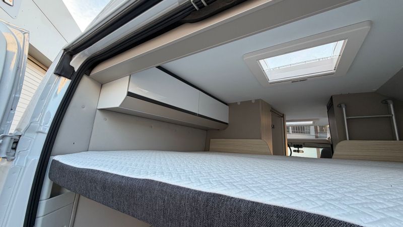 En venta Adria TWIN 600 SPB FAMILY PLUS Blanco 2023 Alicante foto 13