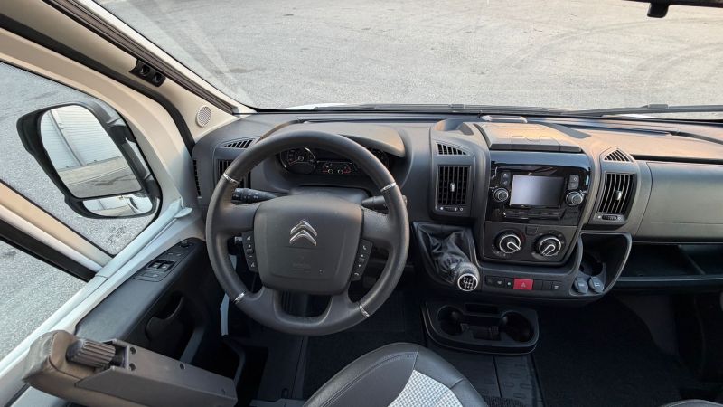 En venta Adria TWIN 600 SPB FAMILY PLUS Blanco 2023 Alicante foto 17