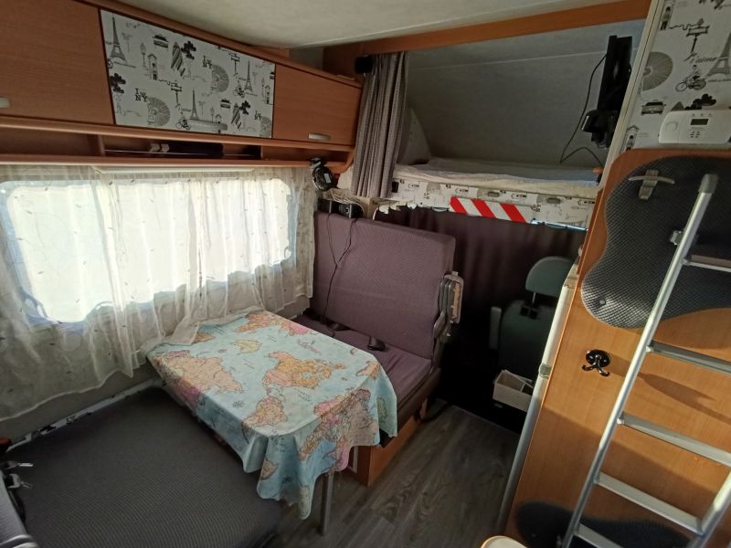 En venta Ford Transit  Blanco 2007 Madrid foto 3