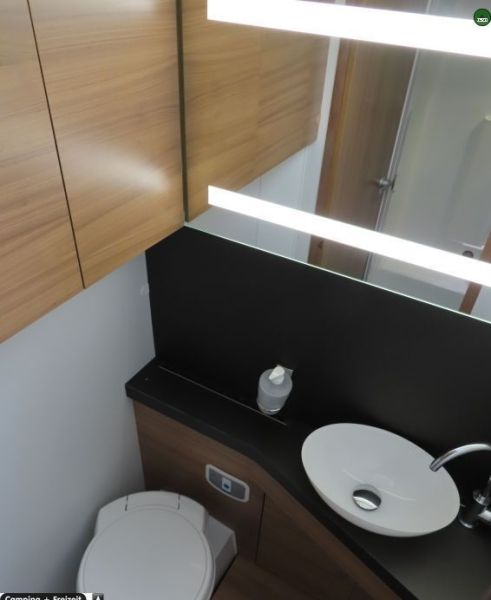 En venta Adria Coral Supreme 670 SC ALDE Blanco 2019 Cáceres foto 6