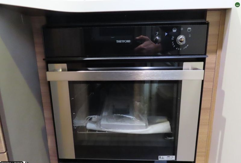 En venta Adria Coral Supreme 670 SC ALDE Blanco 2019 Cáceres foto 9