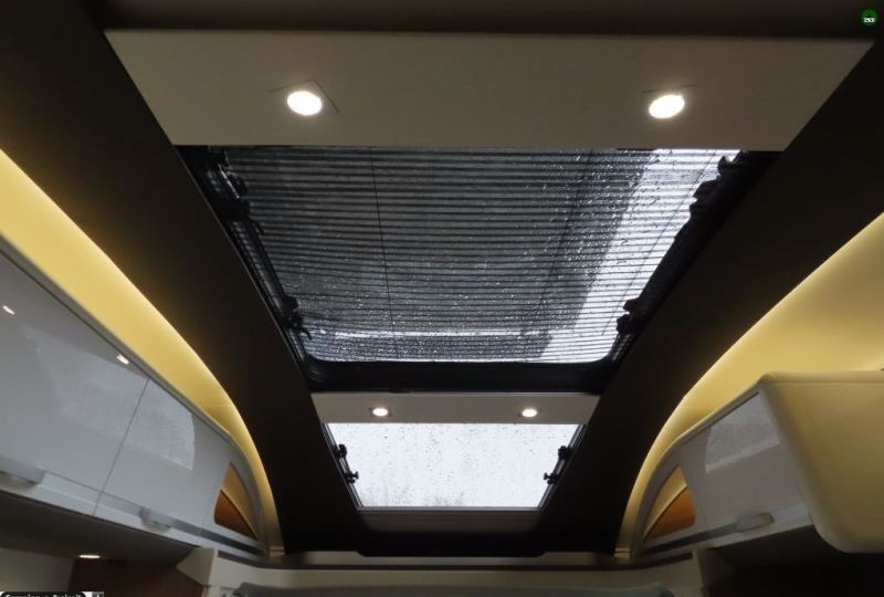 En venta Adria Coral Supreme 670 SC ALDE Blanco 2019 Cáceres foto 14