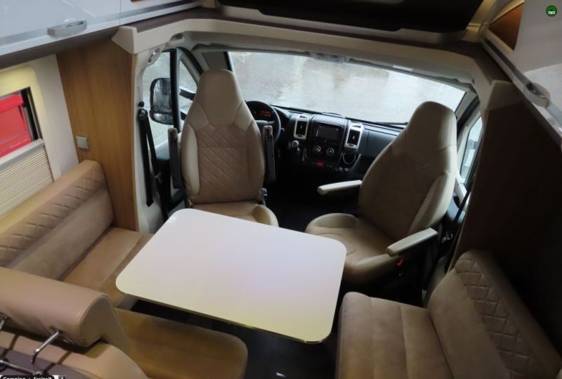 En venta Adria Coral Supreme 670 SC ALDE Blanco 2019 Cáceres foto 15