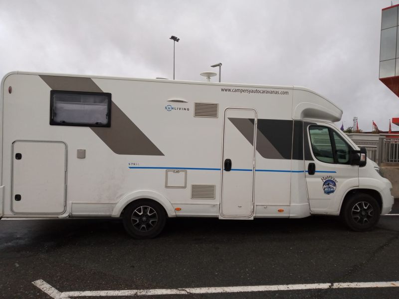 En venta Sun Living S75 SL Blanco 2021 Salamanca foto 2