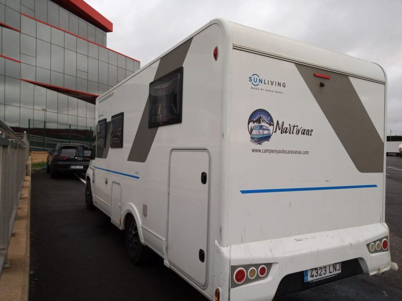 En venta Sun Living S75 SL Blanco 2021 Salamanca foto 3