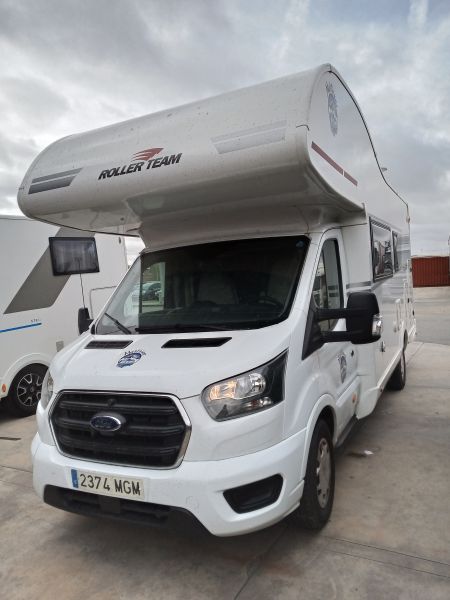 En venta Roller Team Kronos 277 M Blanco 2023 Salamanca foto 2