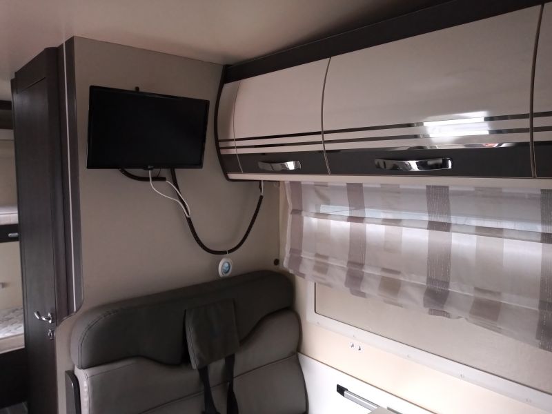 En venta Roller Team Kronos 277 M Blanco 2023 Salamanca foto 10