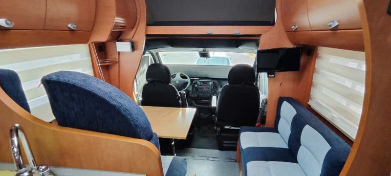 En venta Benimar Europe 6000 CC Blanco 2006 Málaga foto 7