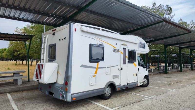 En venta Benimar Europe 6000 CC Blanco 2006 Málaga foto 2