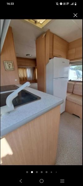 En venta Bürstner Caravana modelo ACE  Blanco 2009 Toledo foto 4