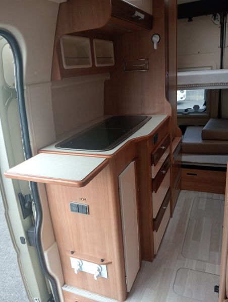 En venta Dreamer Campereve Family Van Metálico 2016 Guipúzcoa foto 7