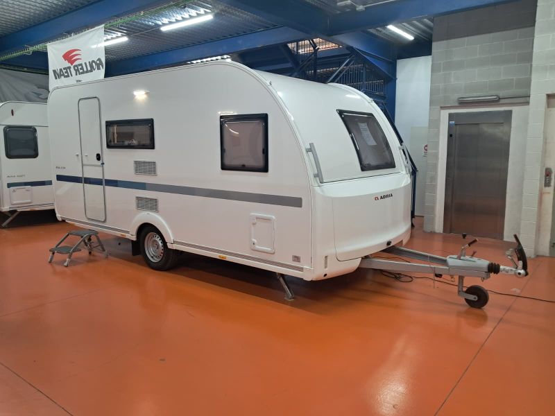 En venta Adria Adria Altea 472 PK Promo L'Alba Blanco 2025 Barcelona foto 1