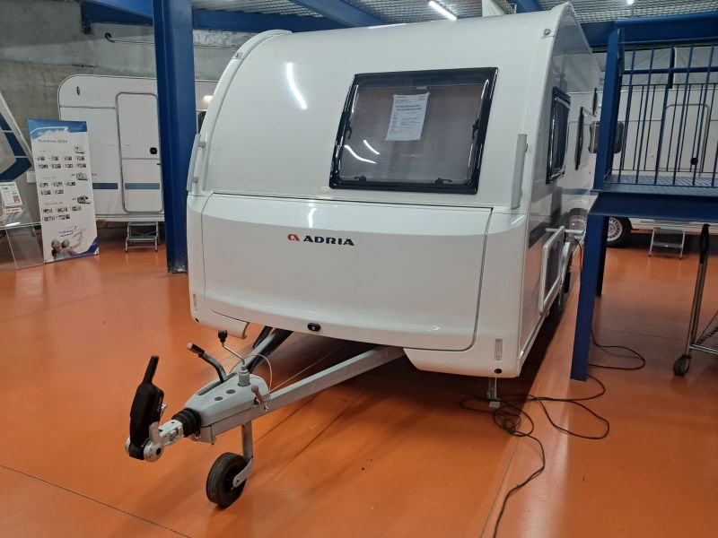 En venta Adria Adria Altea 472 PK Promo L'Alba Blanco 2025 Barcelona foto 2