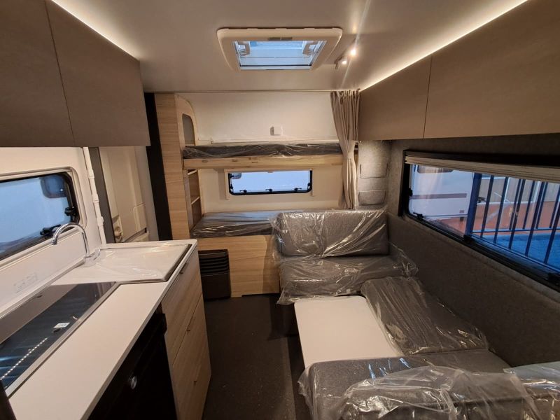 En venta Adria Adria Altea 472 PK Promo L'Alba Blanco 2025 Barcelona foto 8