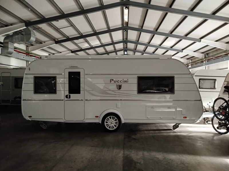 En venta Tabbert Puccini 550 E 2,5 Blanco 2022 Valencia foto 1