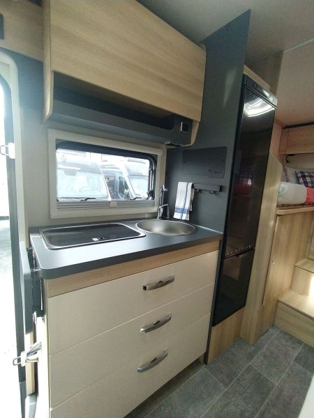 En venta Itineo PJ700 Blanco 2024 Guipúzcoa foto 9