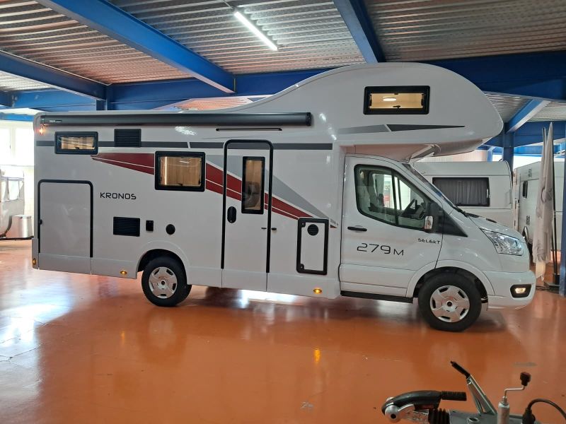 En venta Roller Team Roller Team Ford Kronos 279 M Selekt 165 CV Open Air 2026 Blanco 2026 Barcelona foto 2