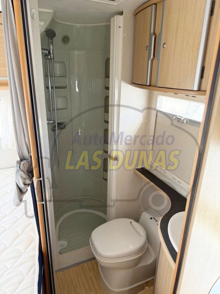 En venta Renault Mobilvetta Blanco 2006 Alicante foto 16