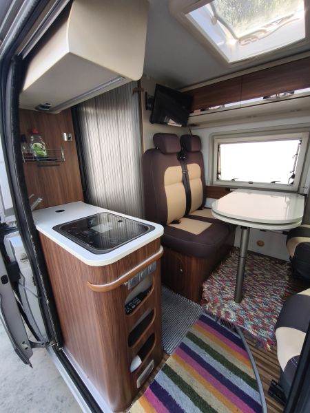 En venta Adria Twin 640 SLX Gris 2018 Sevilla foto 3