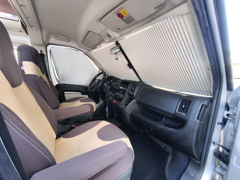 En venta Adria Twin 640 SLX Gris 2018 Sevilla foto 14