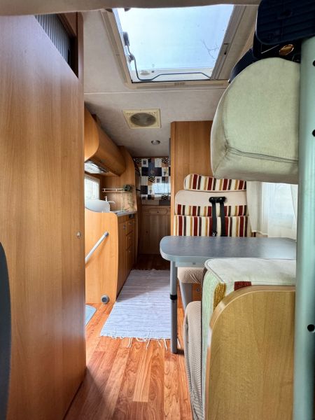 En venta Elnagh M200 Beige 2006 Madrid foto 9