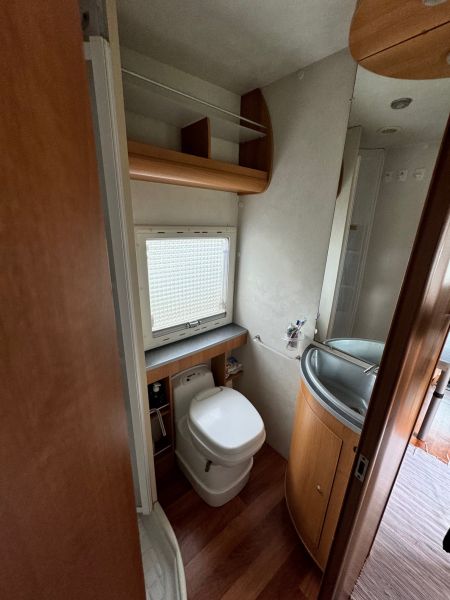 En venta Elnagh M200 Beige 2006 Madrid foto 23