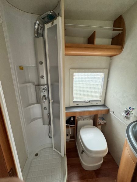 En venta Elnagh M200 Beige 2006 Madrid foto 25