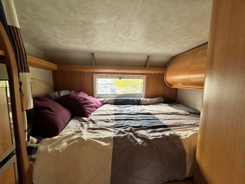 En venta Elnagh M200 Beige 2006 Madrid foto 27