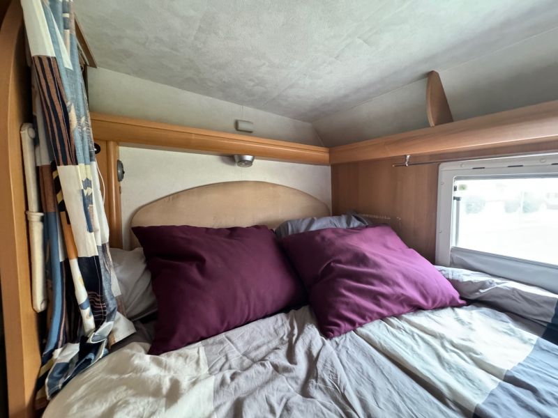 En venta Elnagh M200 Beige 2006 Madrid foto 29