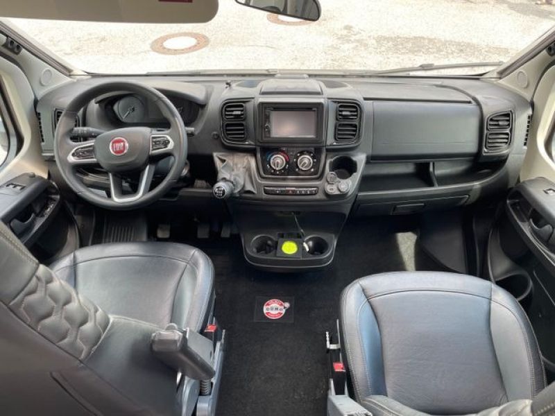 En venta Adria  Matrix 670 SL Supreme Gris 2022 Santa Cruz de Tenerife foto 9