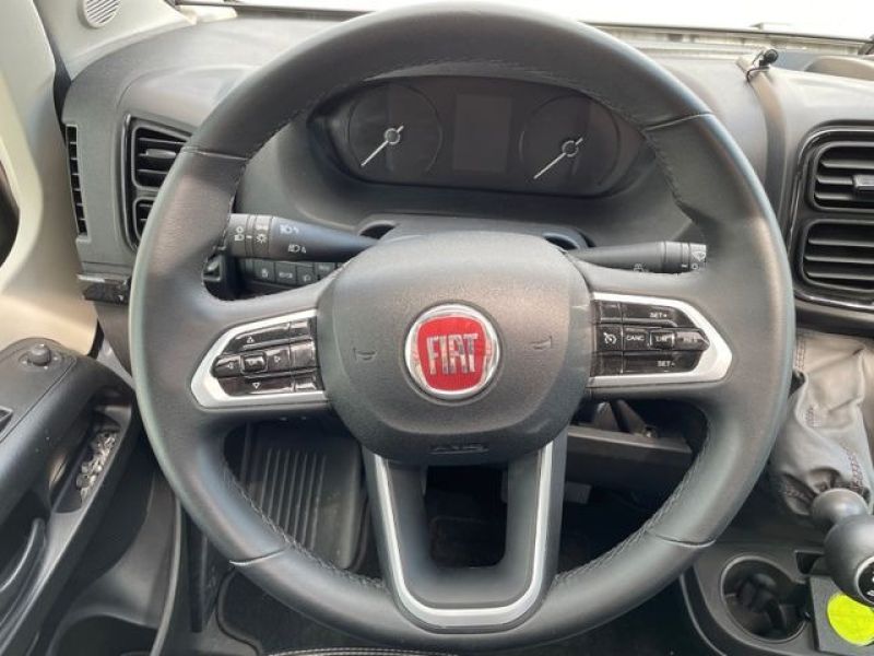 En venta Adria  Matrix 670 SL Supreme Gris 2022 Santa Cruz de Tenerife foto 10