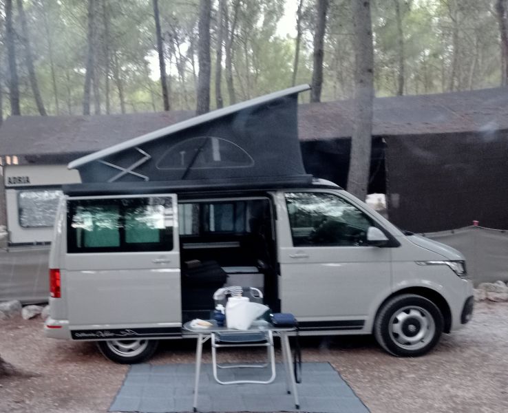 En venta Volkswagen California Beach  Beige 2024 Murcia foto 3