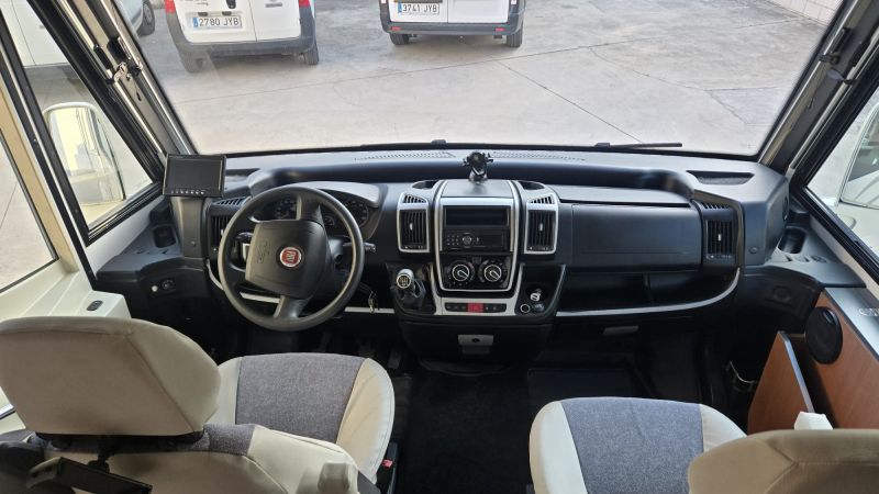 En venta Chausson WELCOME I778  Blanco 2012 Valencia foto 7