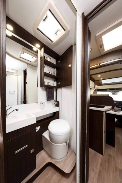 En venta Benimar Tessoro 463 up Blanco 2022 Barcelona foto 6