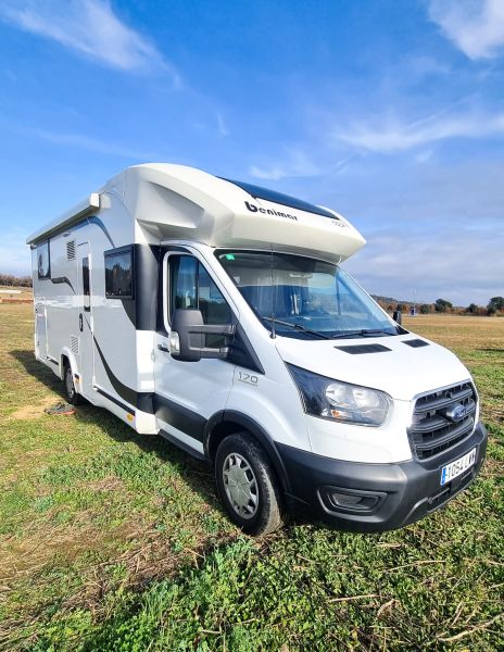 En venta Benimar Tessoro 463 up Blanco 2022 Barcelona foto 13