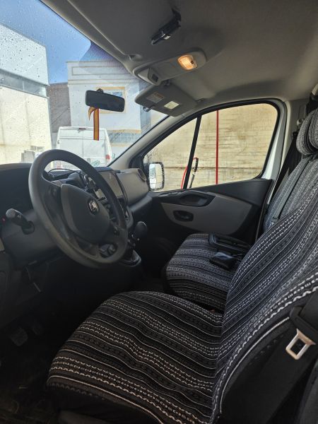 En venta Renault Trafic  Blanco 2018 Cádiz foto 1