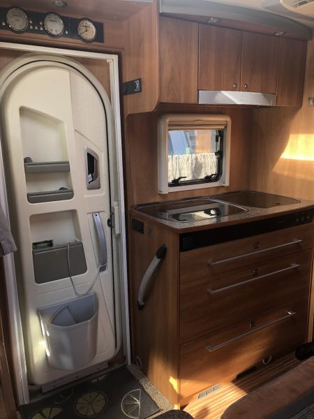 En venta Dethleffs Globebus I Blanco 2012 Barcelona foto 3