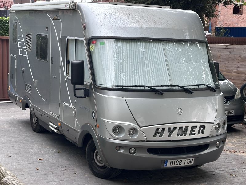 En venta Hymer / Eriba / Hymercar B 525 Gris 2006 Barcelona foto 1