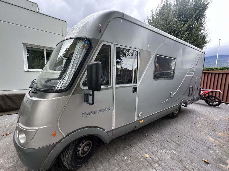 En venta Hymer / Eriba / Hymercar B 525 Gris 2006 Barcelona foto 3