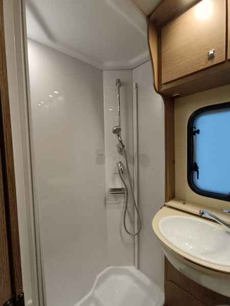 En venta McLouis Glamys 40 Blanco 2017 Barcelona foto 14