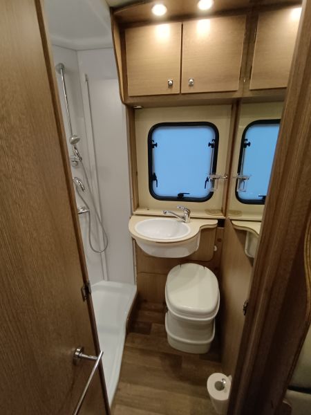 En venta McLouis Glamys 40 Blanco 2017 Barcelona foto 15