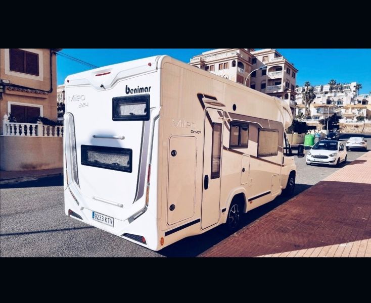 En venta Benimar Mileo 224 Blanco 2019 Alicante foto 4